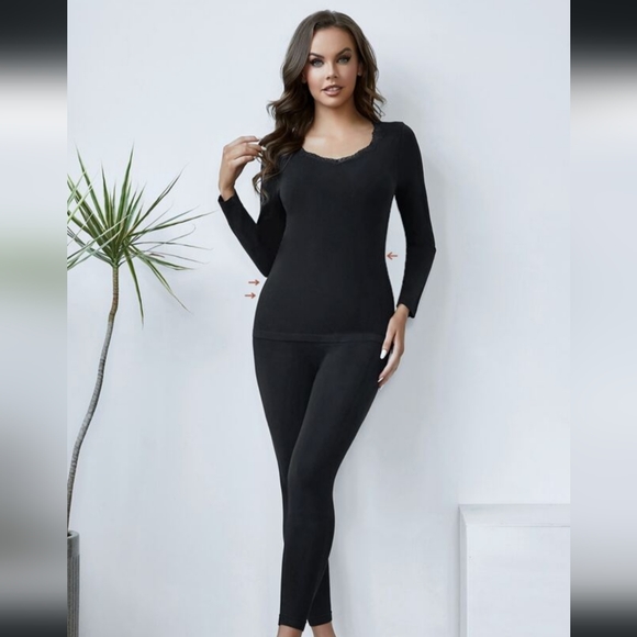 Cuddl Duds 3 Pcs. Women's Warm Winter Essentials 2 Med Tops 1 Pr. Leggings - Picture 5 of 7